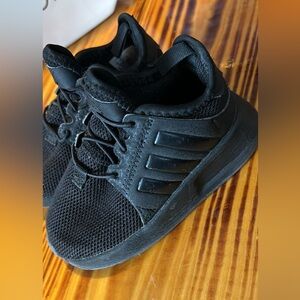Size 6K toddler adidas shoes.
